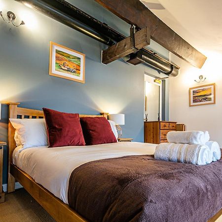 Beautiful 1-Bed Apartment In Grade Listed Warehouse - Victoria Quays, Sheffield City Centre, Free Parking, Pet Friendly, Netflix Luaran gambar